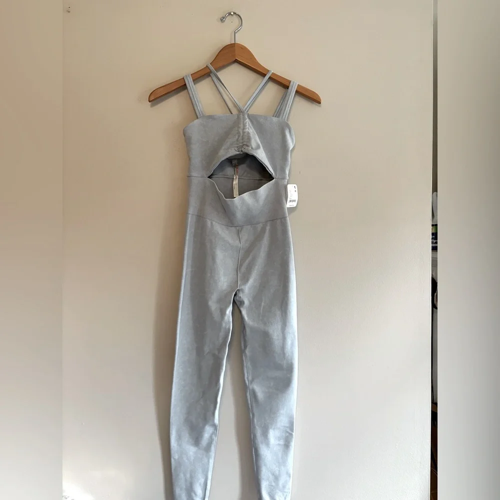 Free People FP Movement Women’s Cutout Slim Fit Good Karma Onesie XS/S NWT - Picture 3 of 9